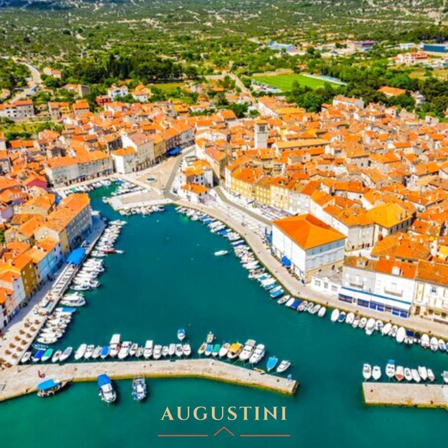 Apartment Augustini Cres Bagian luar foto